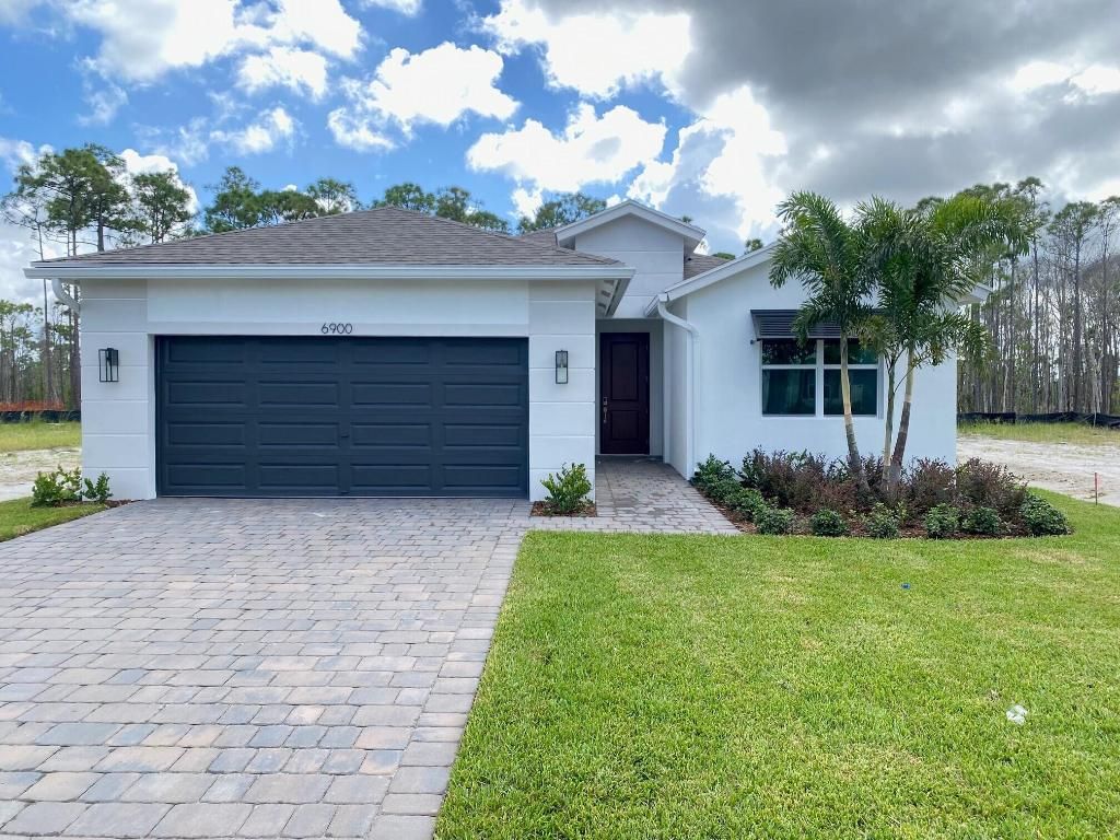 Photo of 6900 SE Park Trace Court, Stuart, FL 34997 (MLS # R11115713)