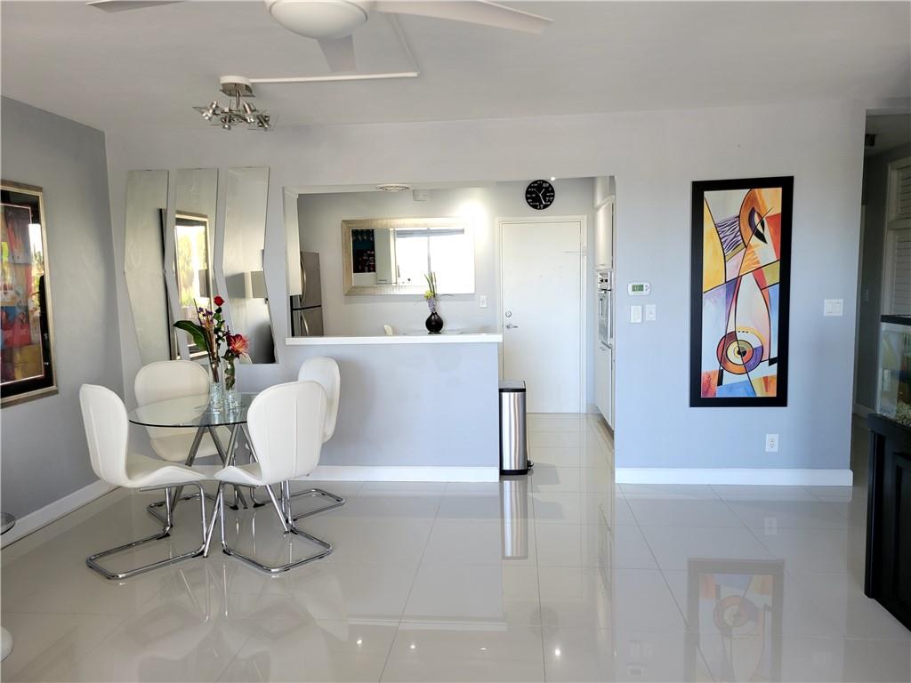 coral ridge towers - Residential