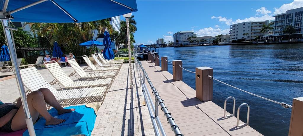 coral ridge towers - Residential