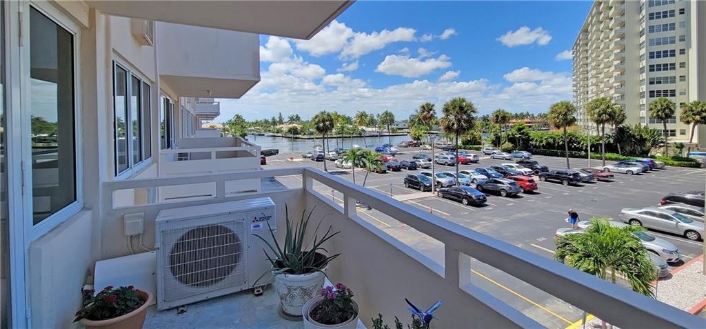 coral ridge towers - Residential