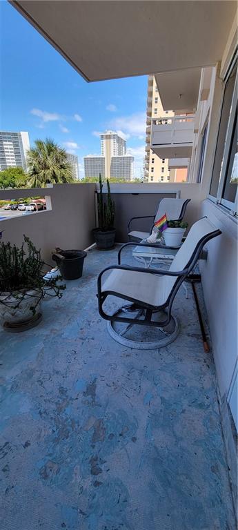 coral ridge towers - Residential