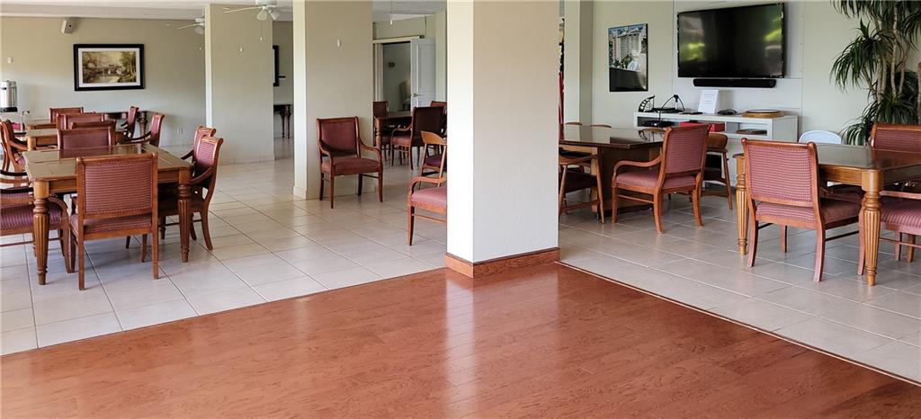 coral ridge towers - Residential