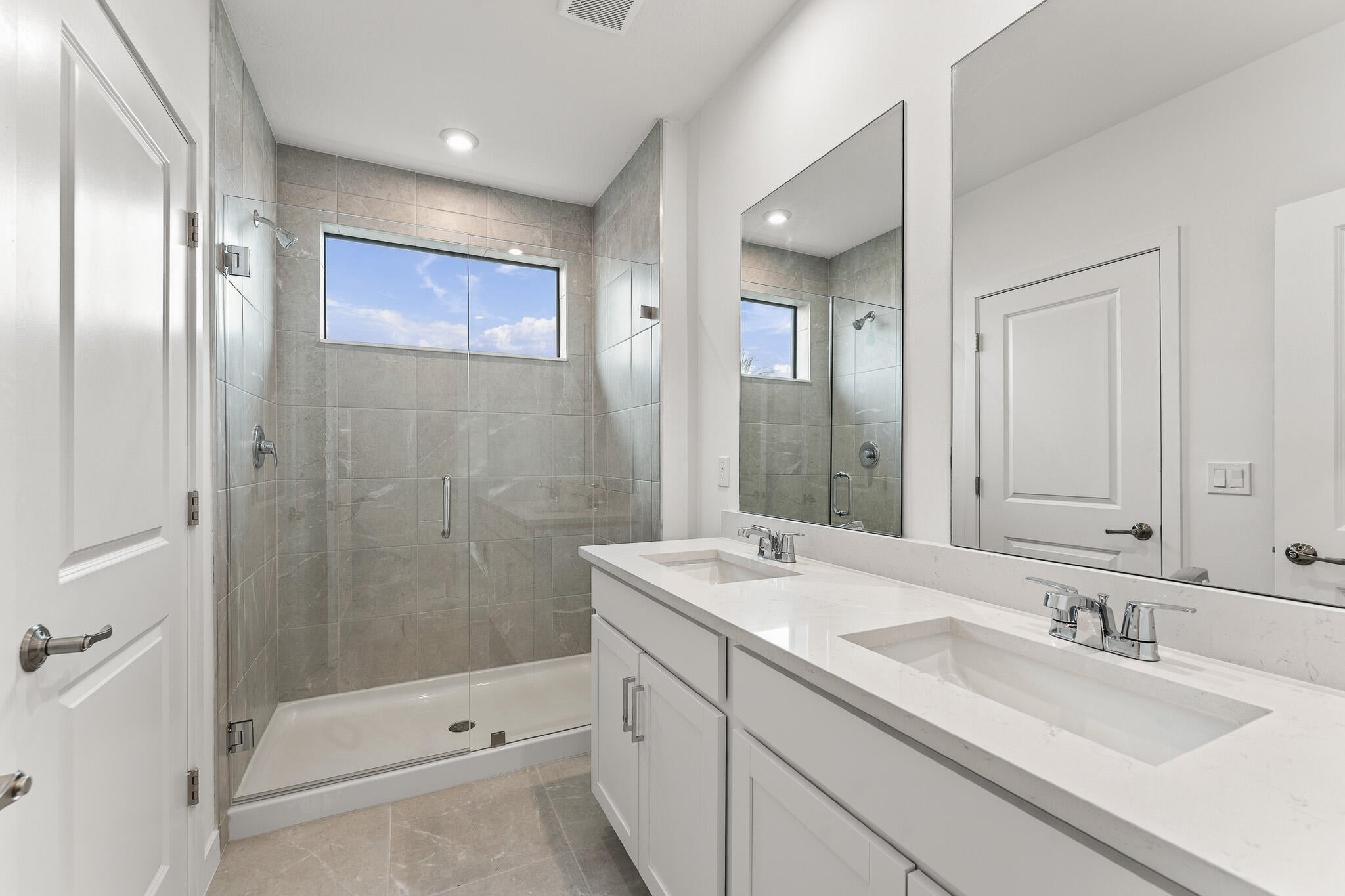View photos, virtual tours, details... 7237 Channing Avenue