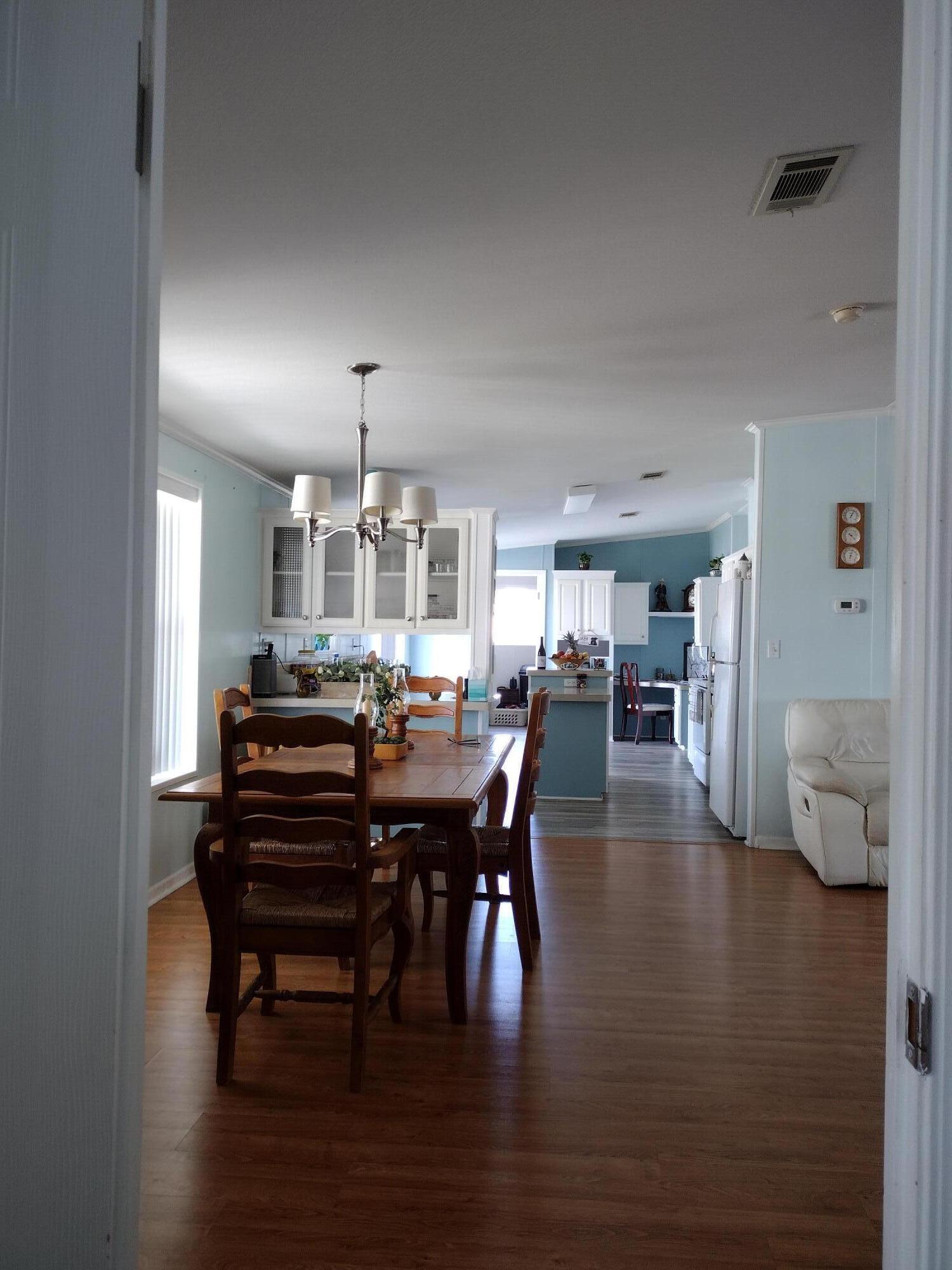 Spanish Lakes Riverfront - Residential