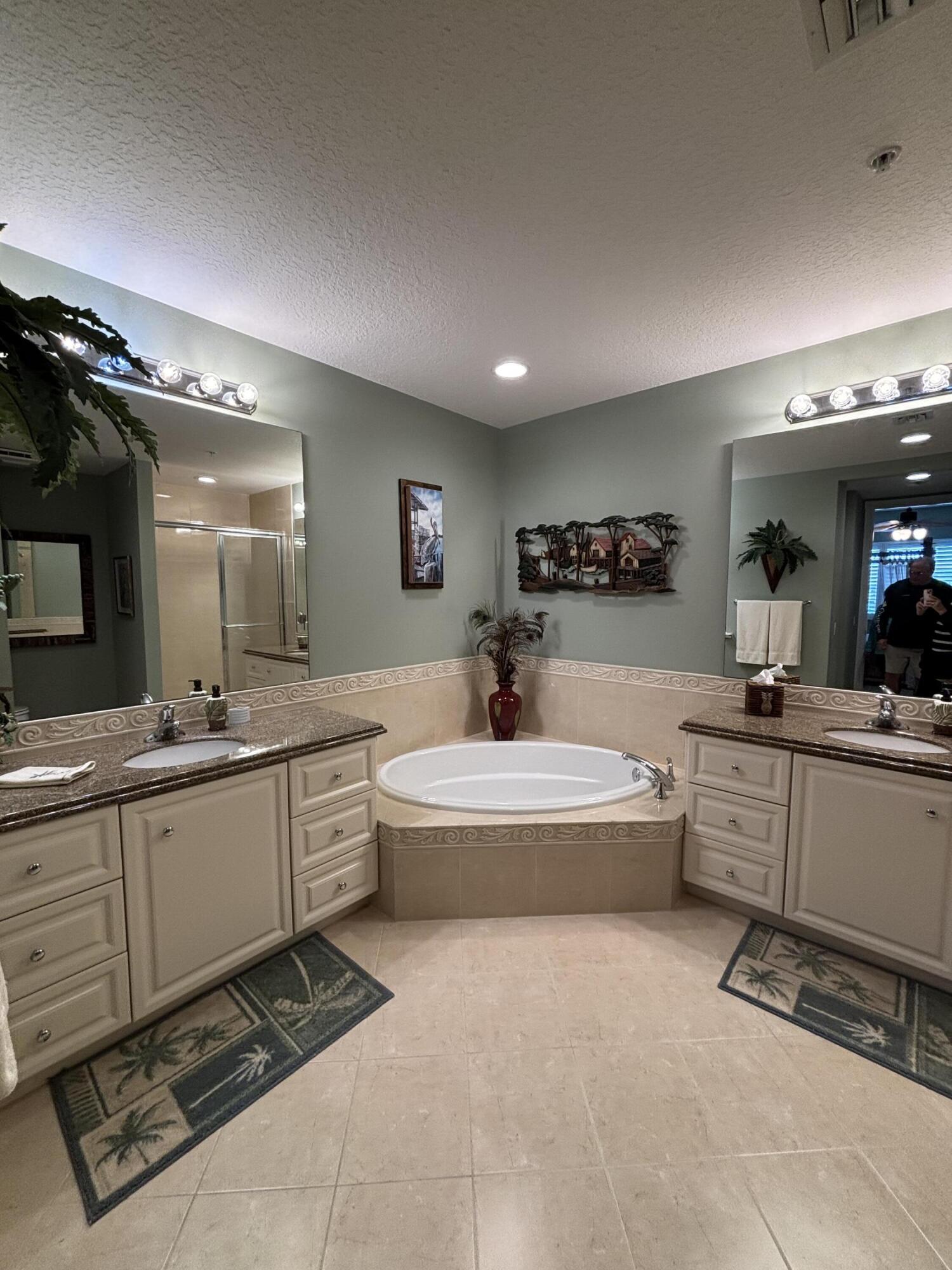 Harbour Isle West - Residential