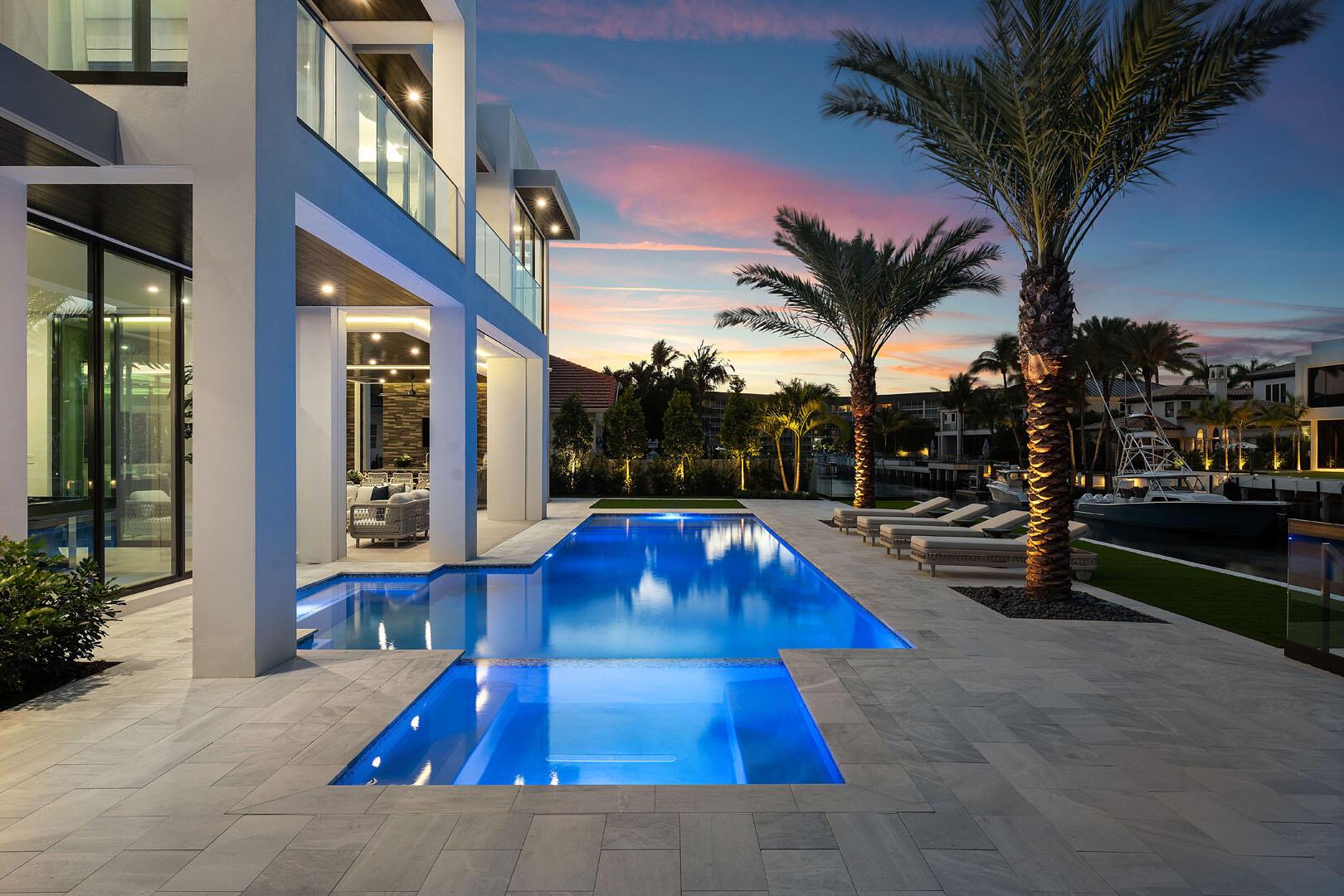 ROYAL PALM YACHT & COUNTR - Residential