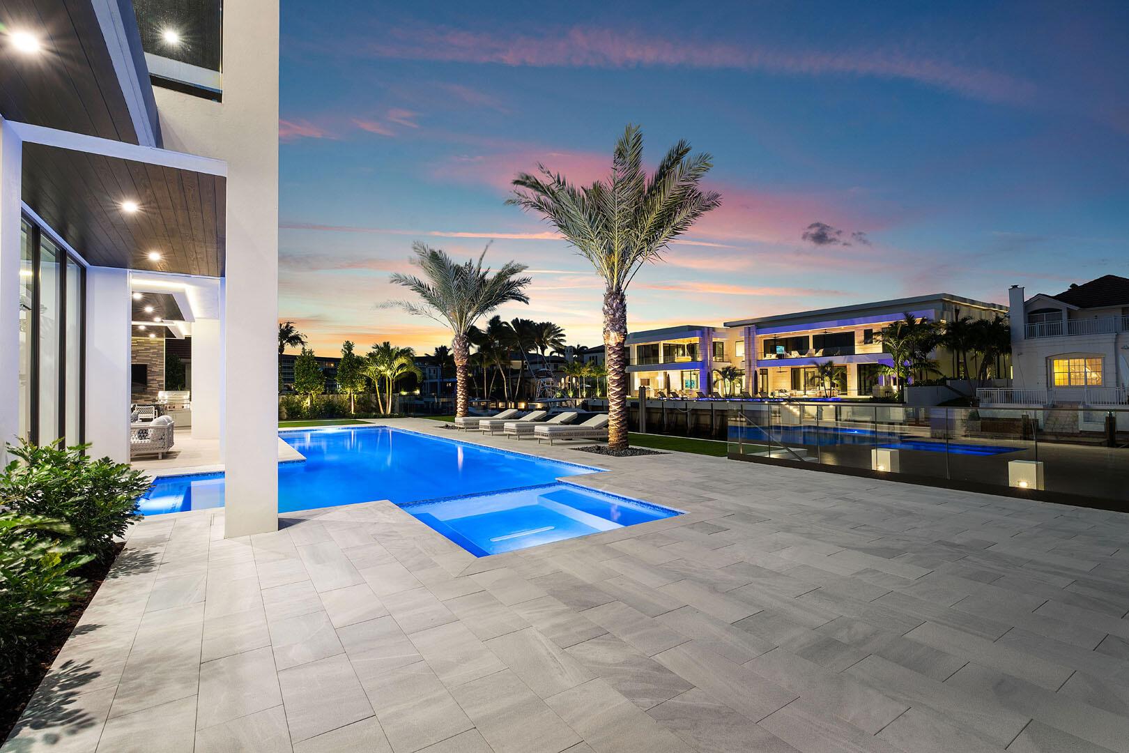 ROYAL PALM YACHT & COUNTR - Residential