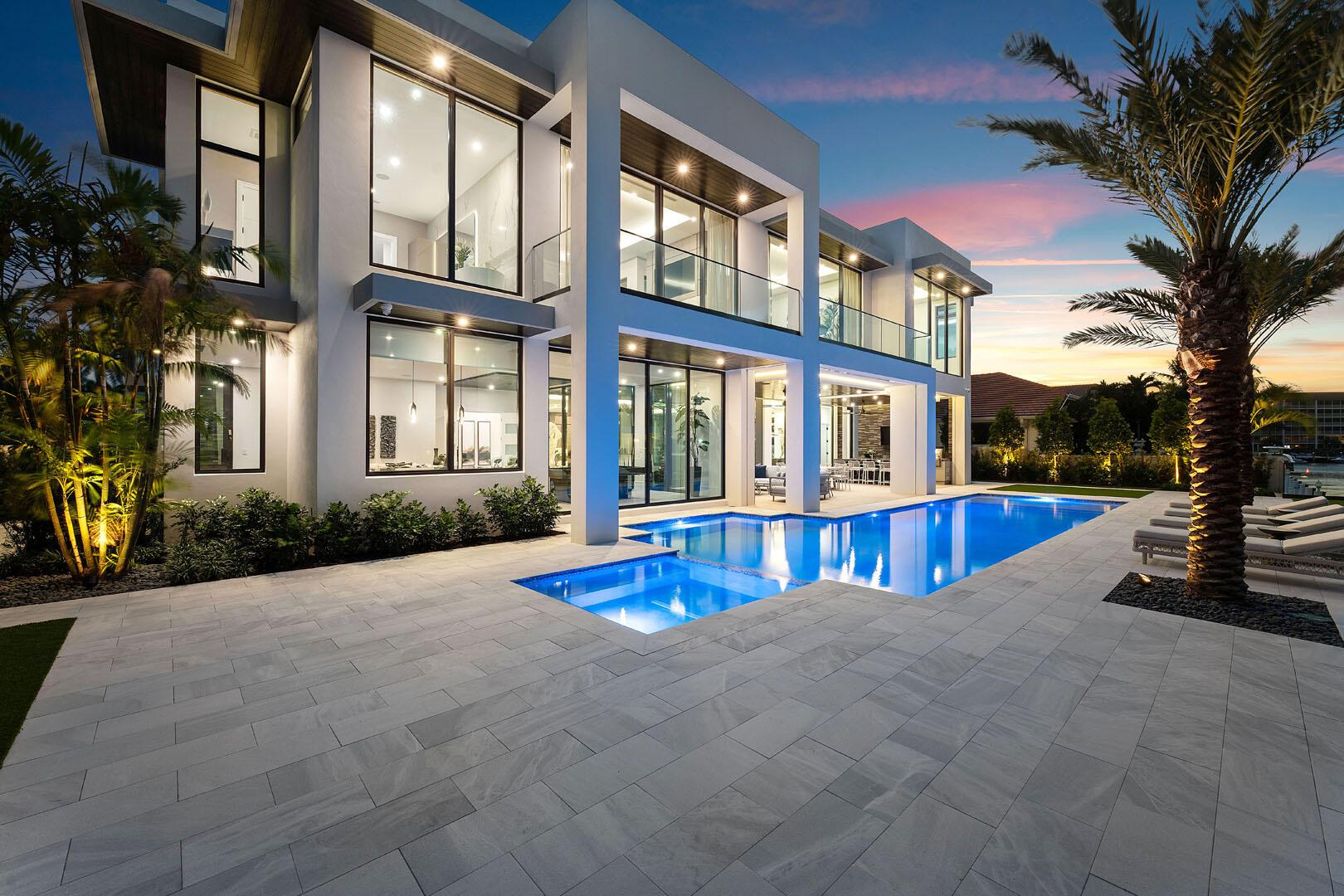 ROYAL PALM YACHT & COUNTR - Residential