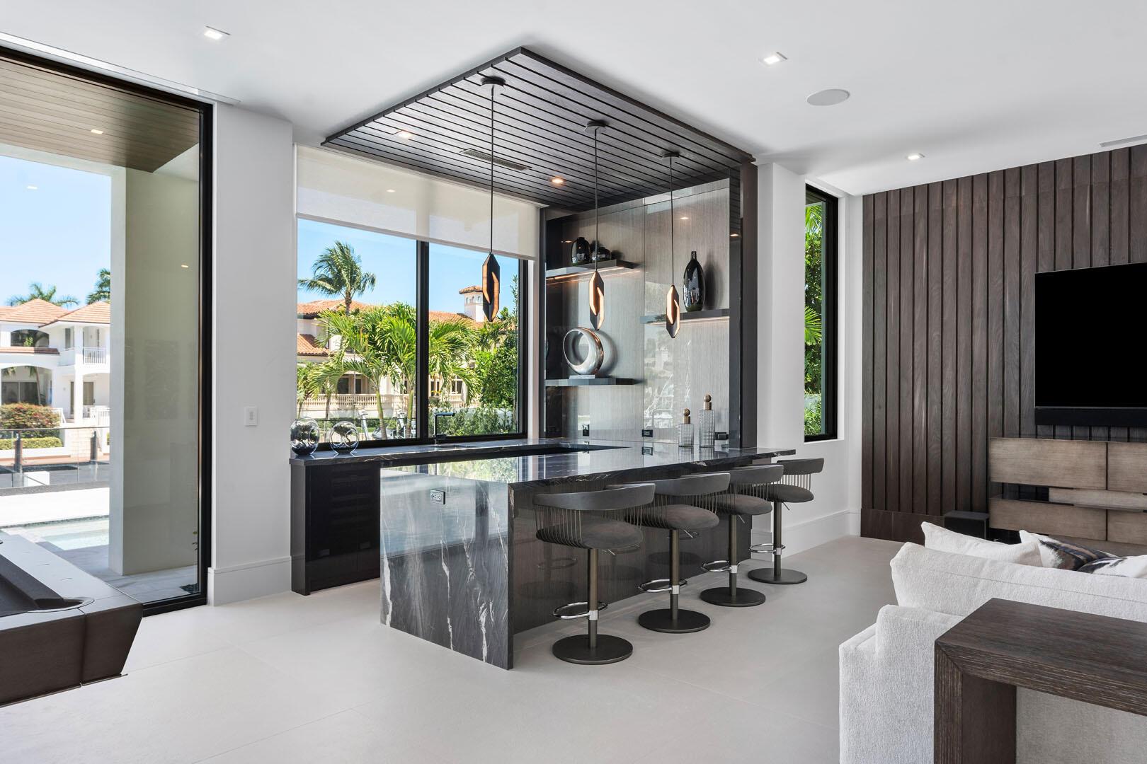 ROYAL PALM YACHT & COUNTR - Residential