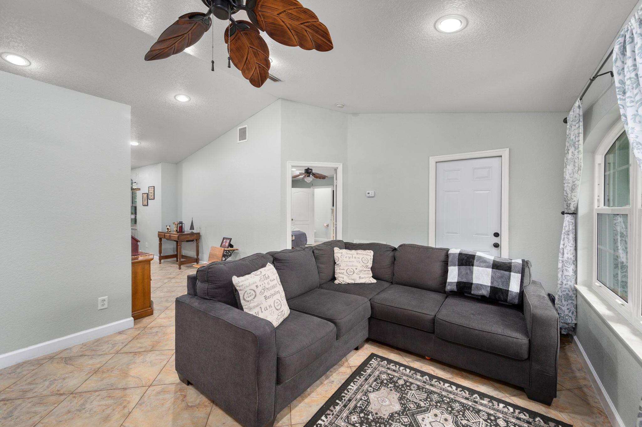 INDIAN RIVER ESTATES UNIT - Residential