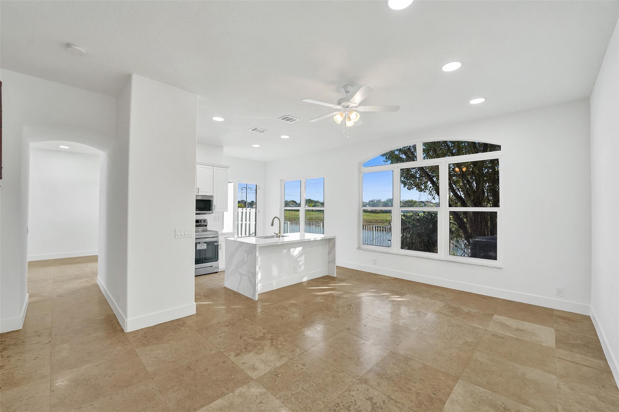 MAPLE RIDGE - Residential