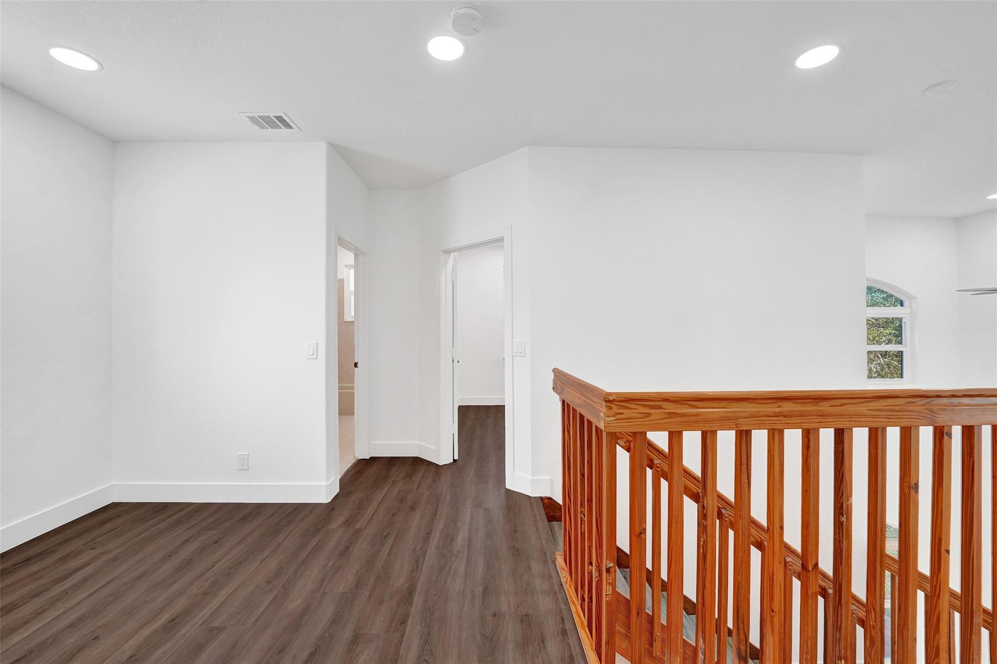 MAPLE RIDGE - Residential