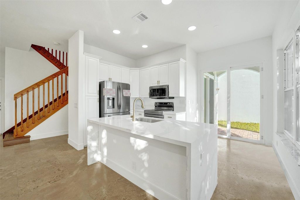 Photo of 5029 SW 37th Ave, Fort Lauderdale, FL 33312 (MLS # F10541765)