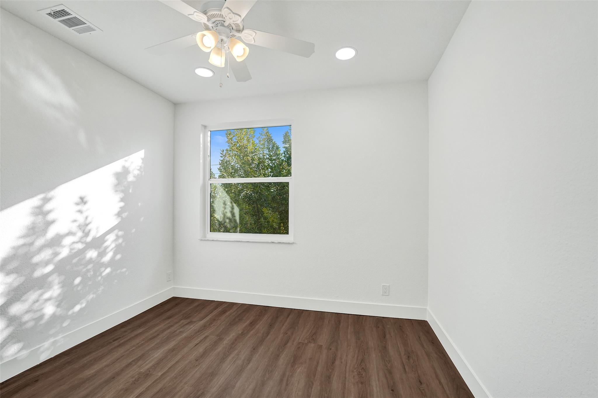 MAPLE RIDGE - Residential