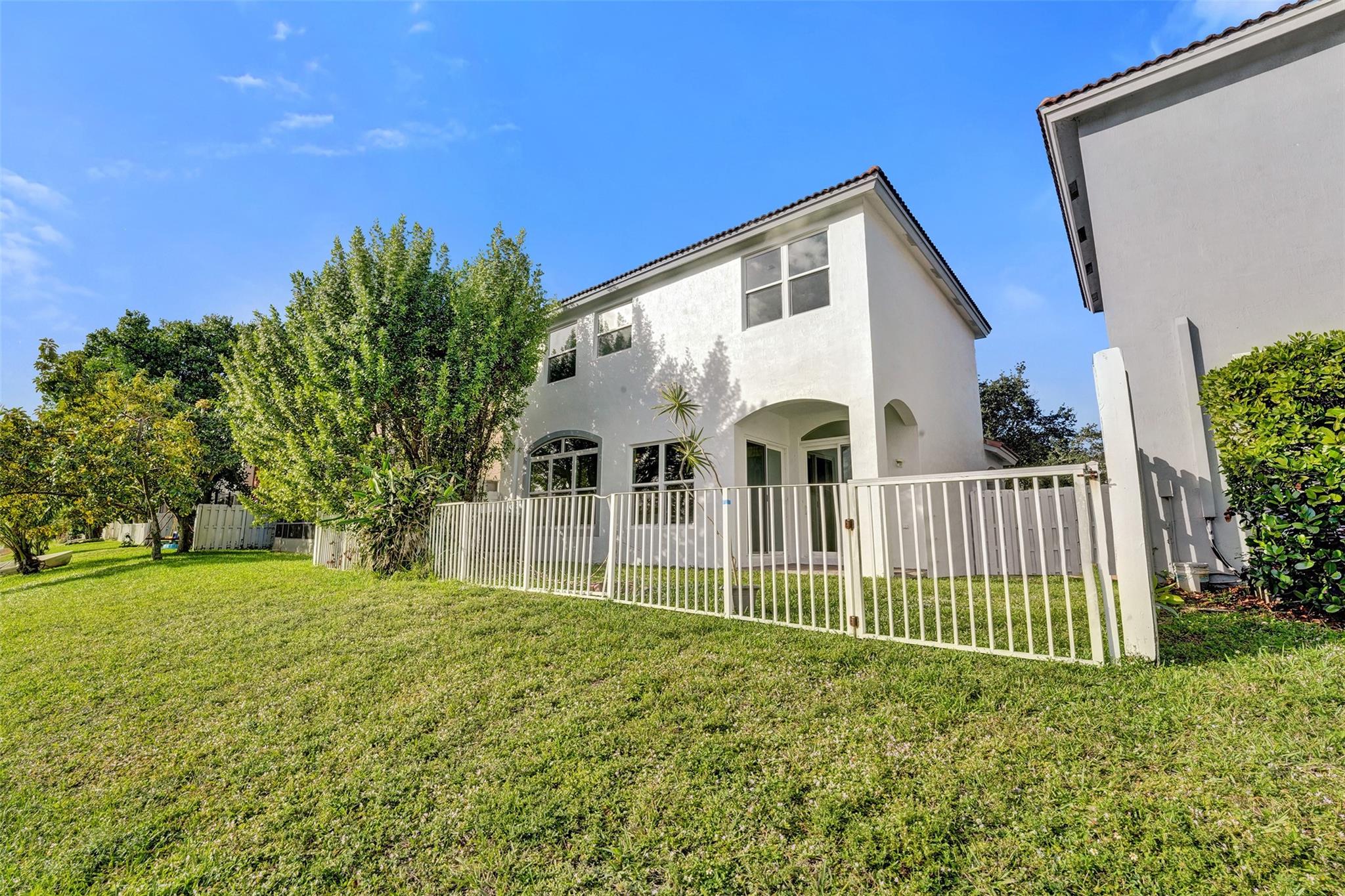 MAPLE RIDGE - Residential