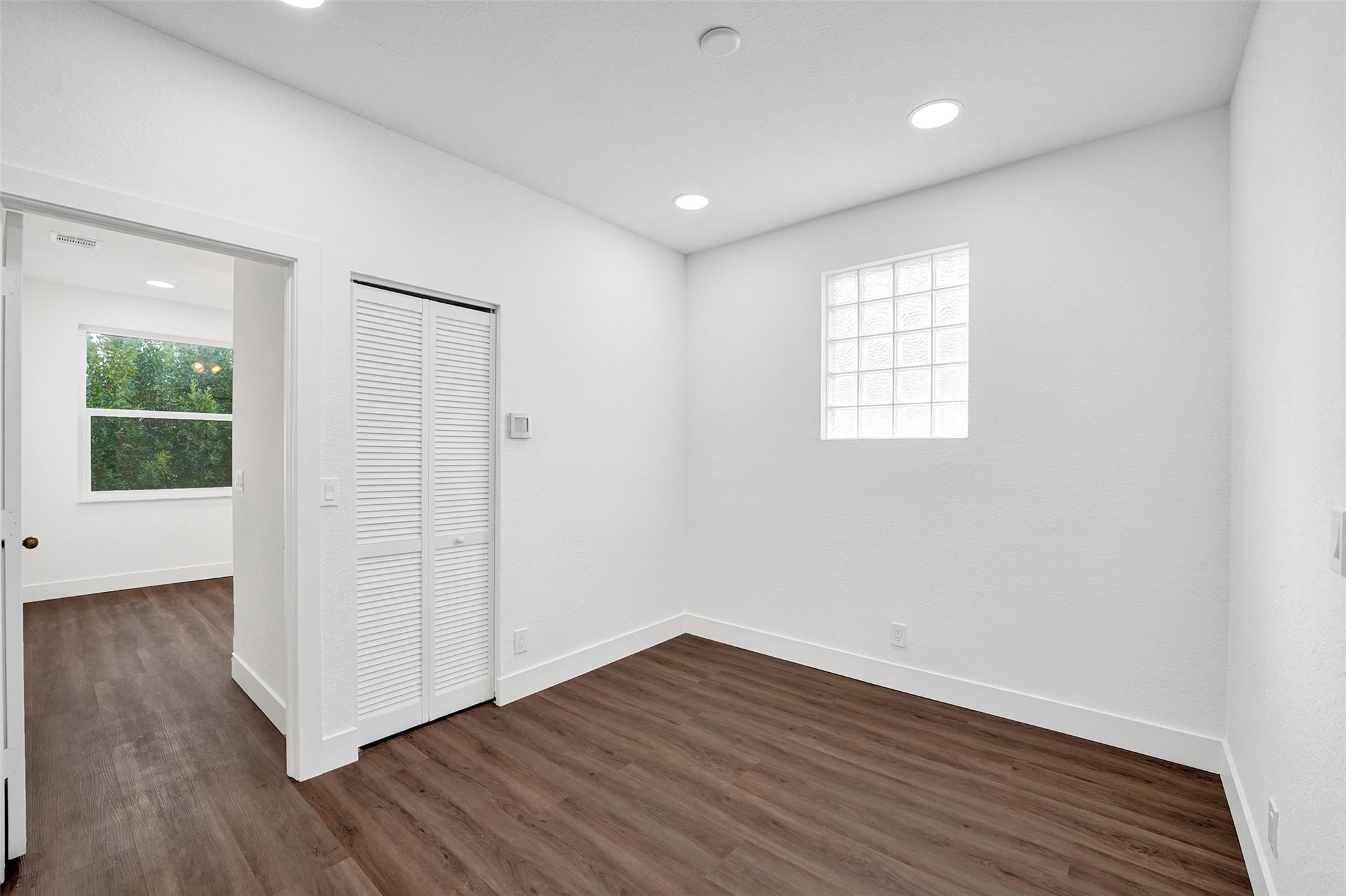 MAPLE RIDGE - Residential