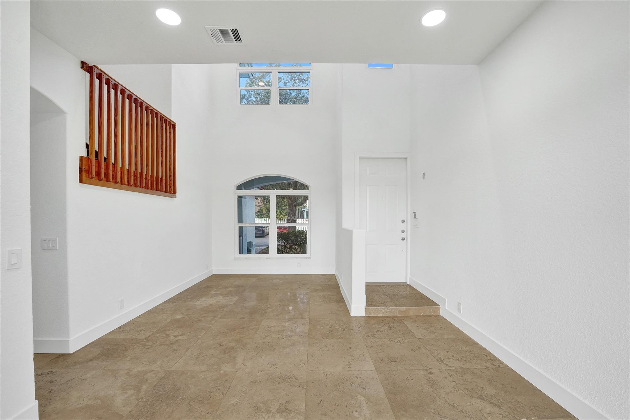 MAPLE RIDGE - Residential