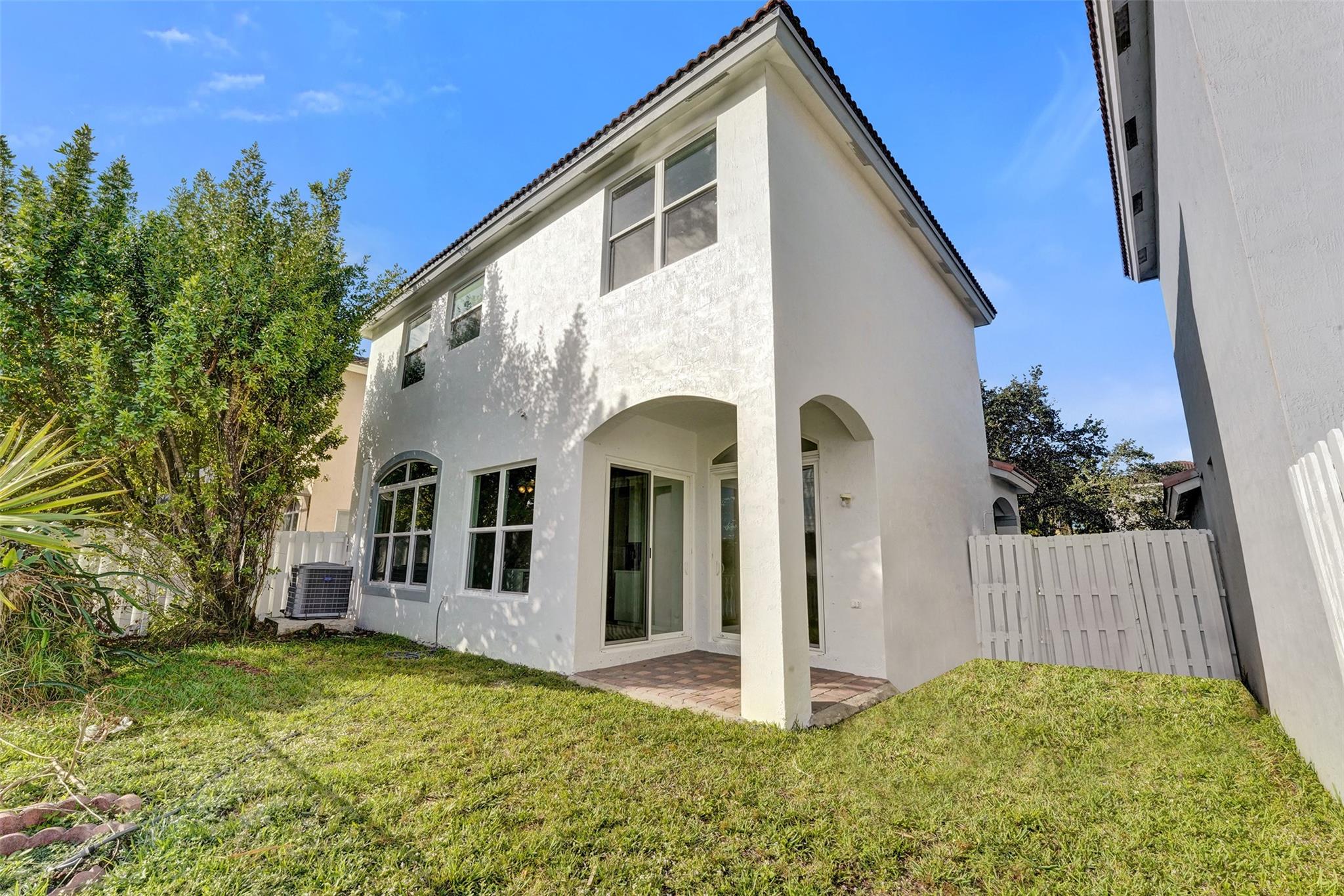 MAPLE RIDGE - Residential