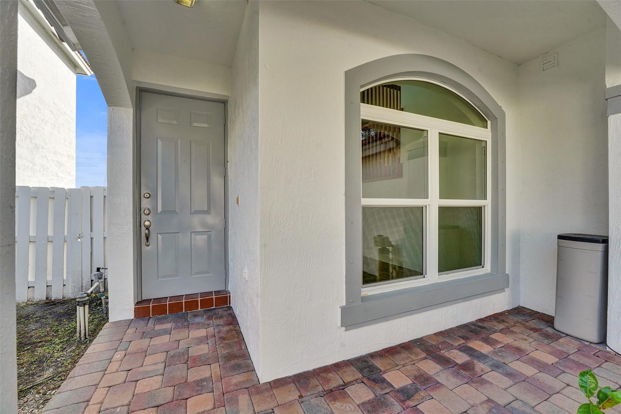 MAPLE RIDGE - Residential