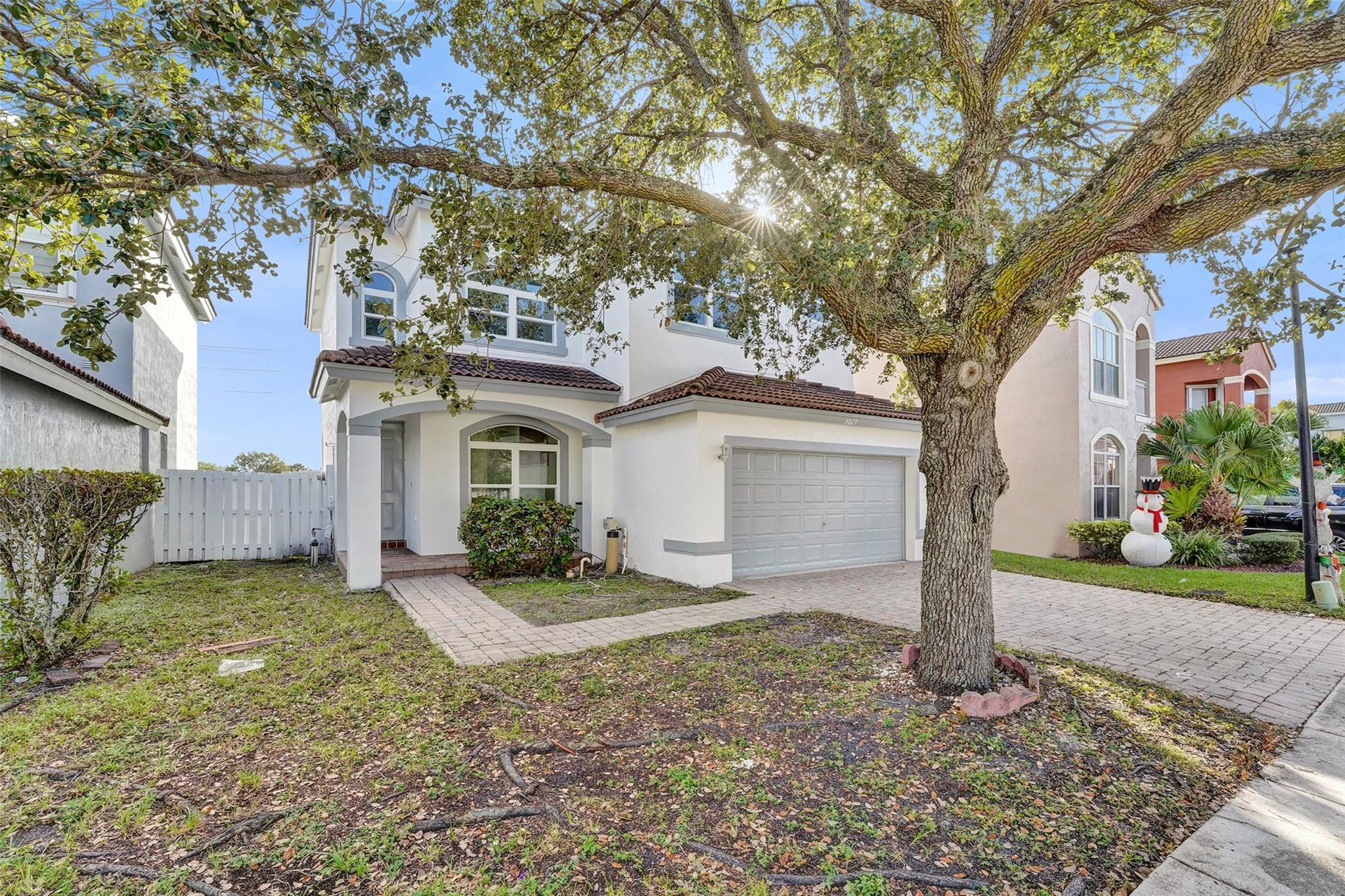 MAPLE RIDGE - Residential