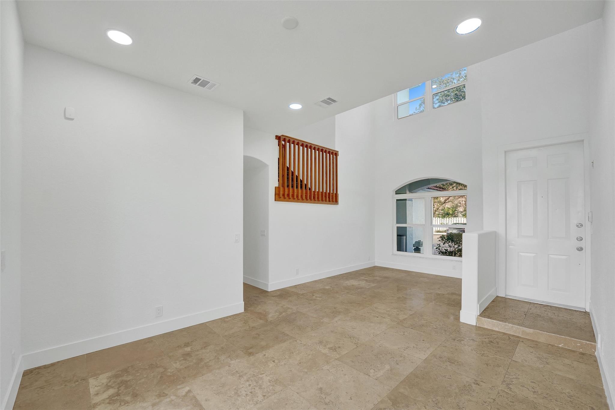 MAPLE RIDGE - Residential