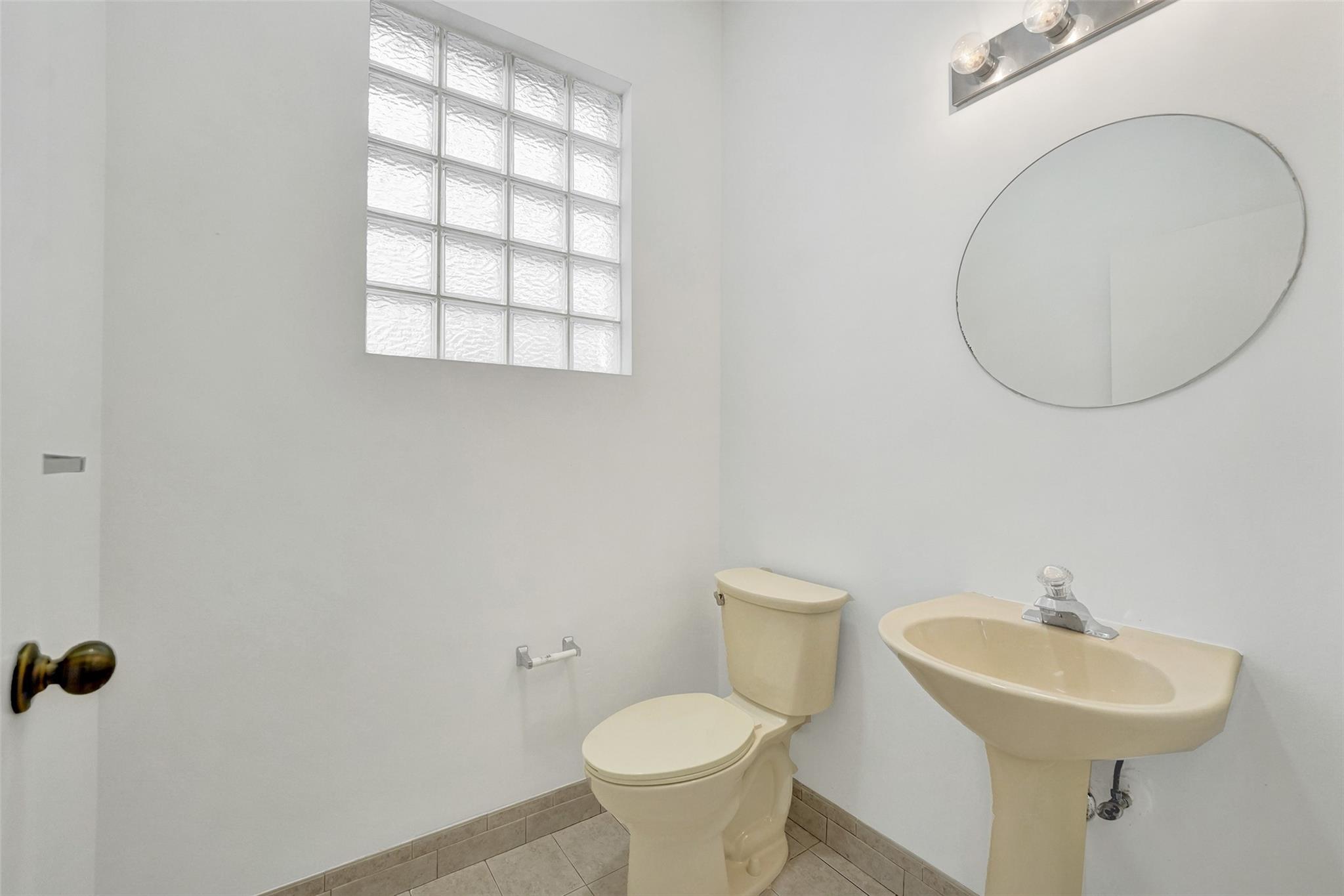 MAPLE RIDGE - Residential