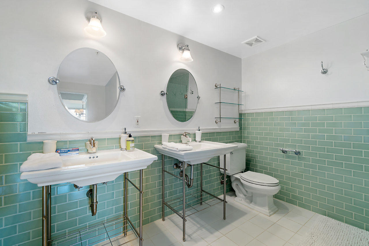 ST ANDREWS AT POLO CLUB CONDO - Residential Lease