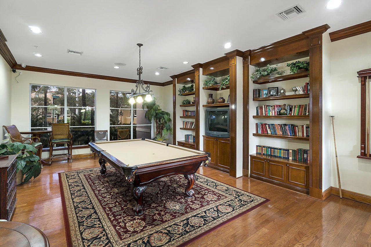 ST ANDREWS AT POLO CLUB CONDO - Residential Lease