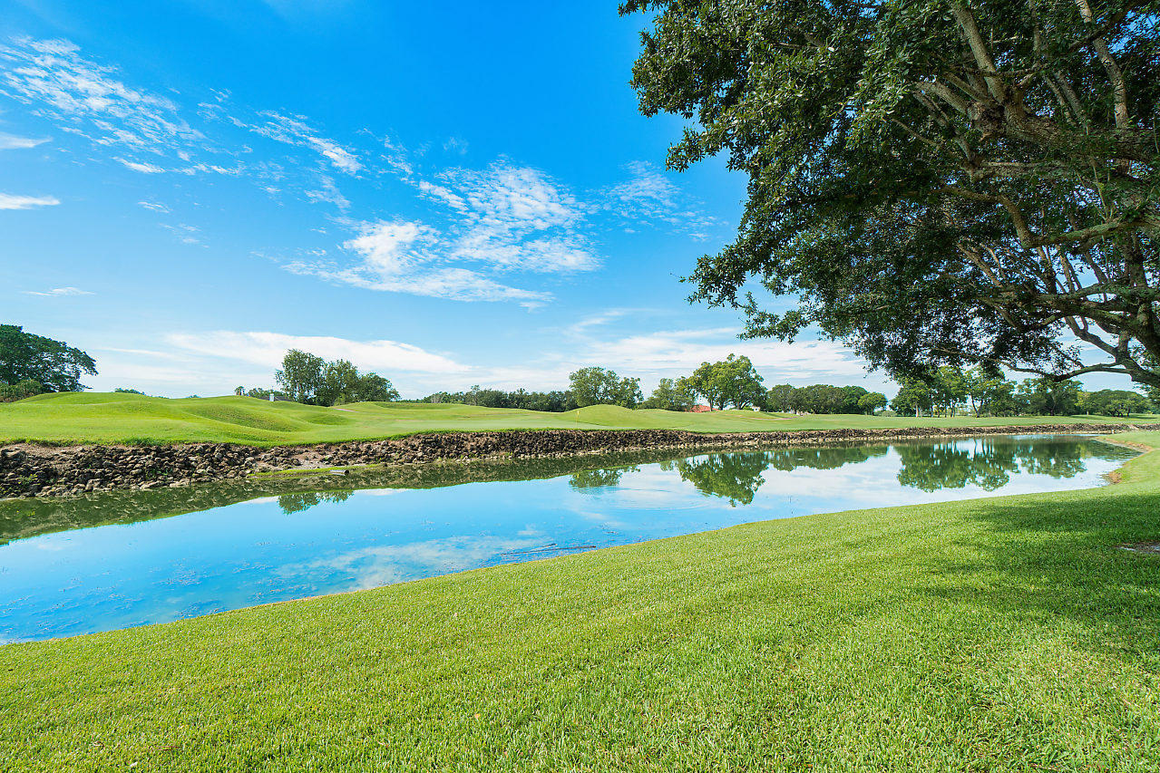 ST ANDREWS AT POLO CLUB CONDO - Residential Lease