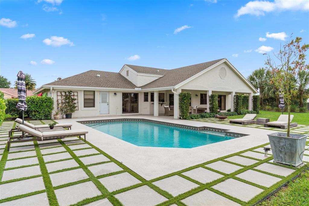 GREENVIEW SHORES 2 OF WEL - Residential