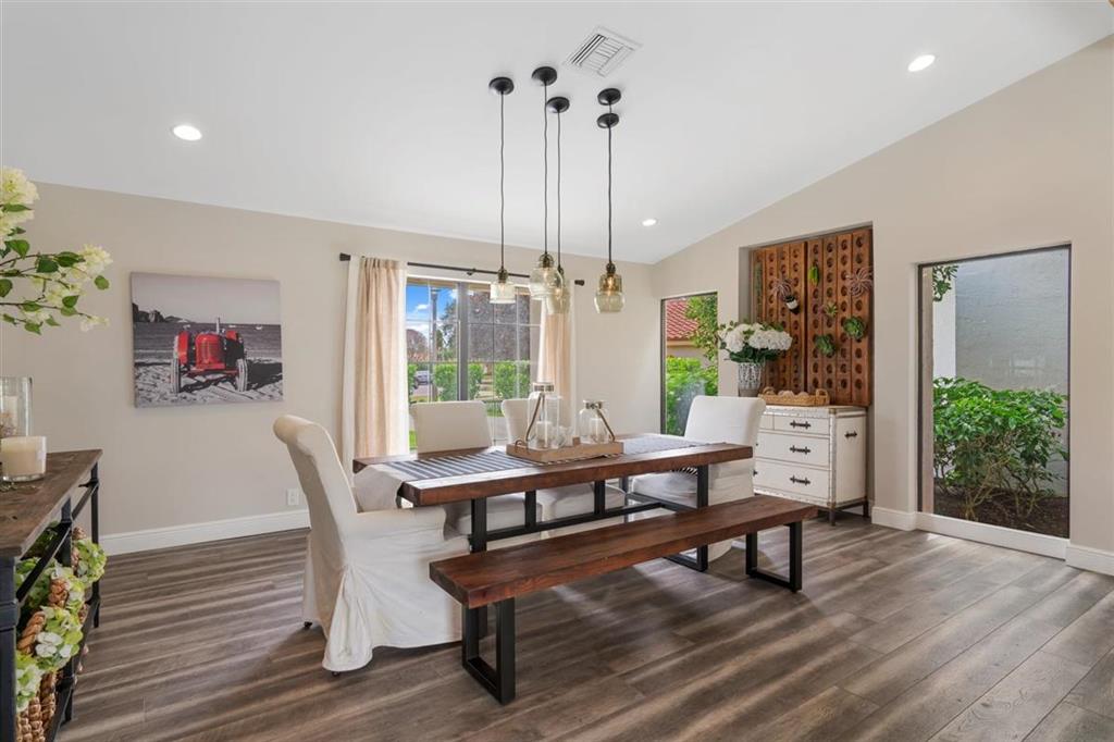 GREENVIEW SHORES 2 OF WEL - Residential