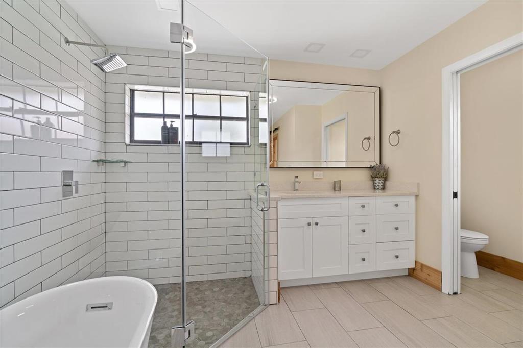 GREENVIEW SHORES 2 OF WEL - Residential