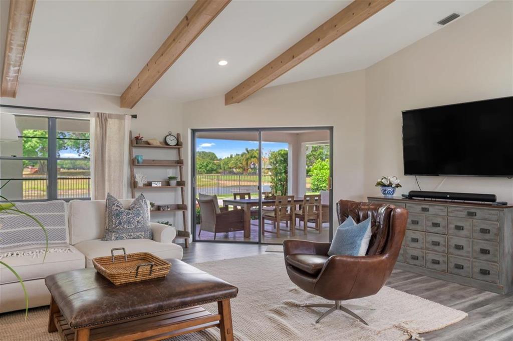 GREENVIEW SHORES 2 OF WEL - Residential