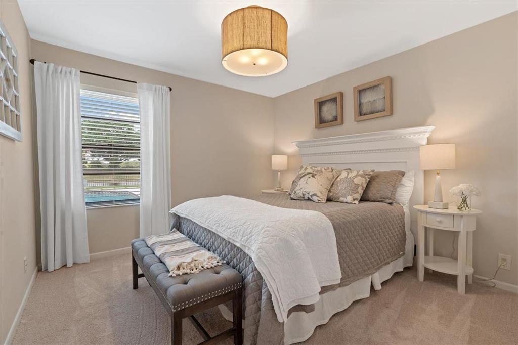 GREENVIEW SHORES 2 OF WEL - Residential