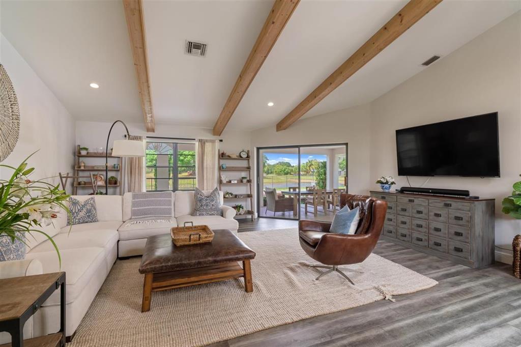 GREENVIEW SHORES 2 OF WEL - Residential