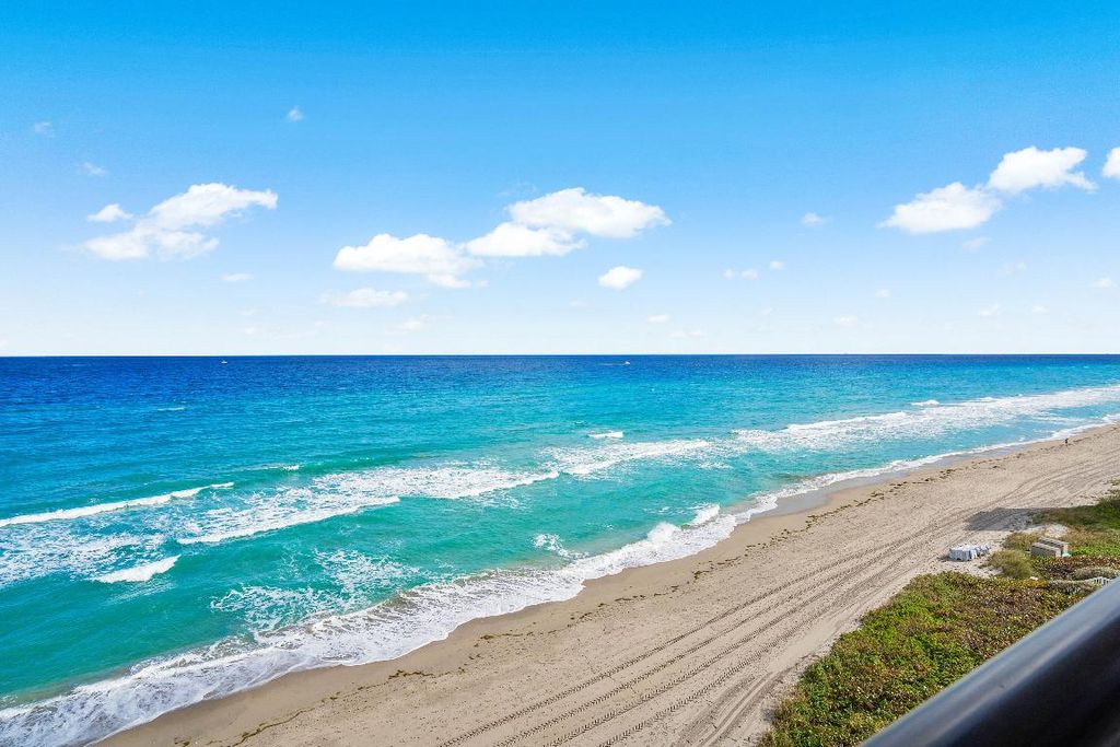 Photo of 250 S Ocean Boulevard #7e, Boca Raton, FL 33432 (MLS # R11062533)