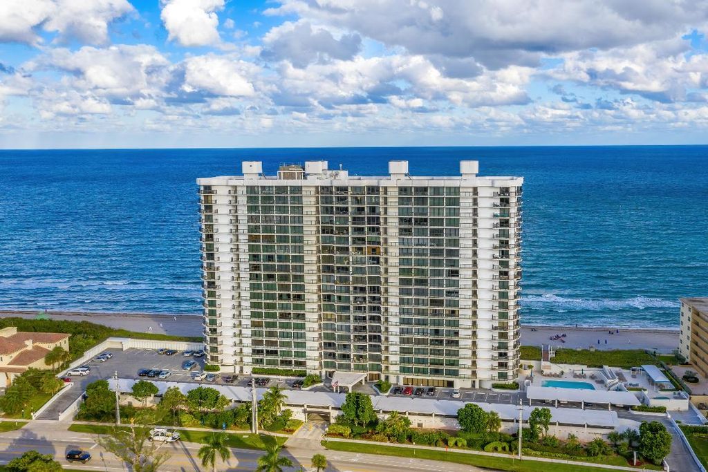 Photo of 250 S Ocean Boulevard #7e, Boca Raton, FL 33432 (MLS # R11062533)