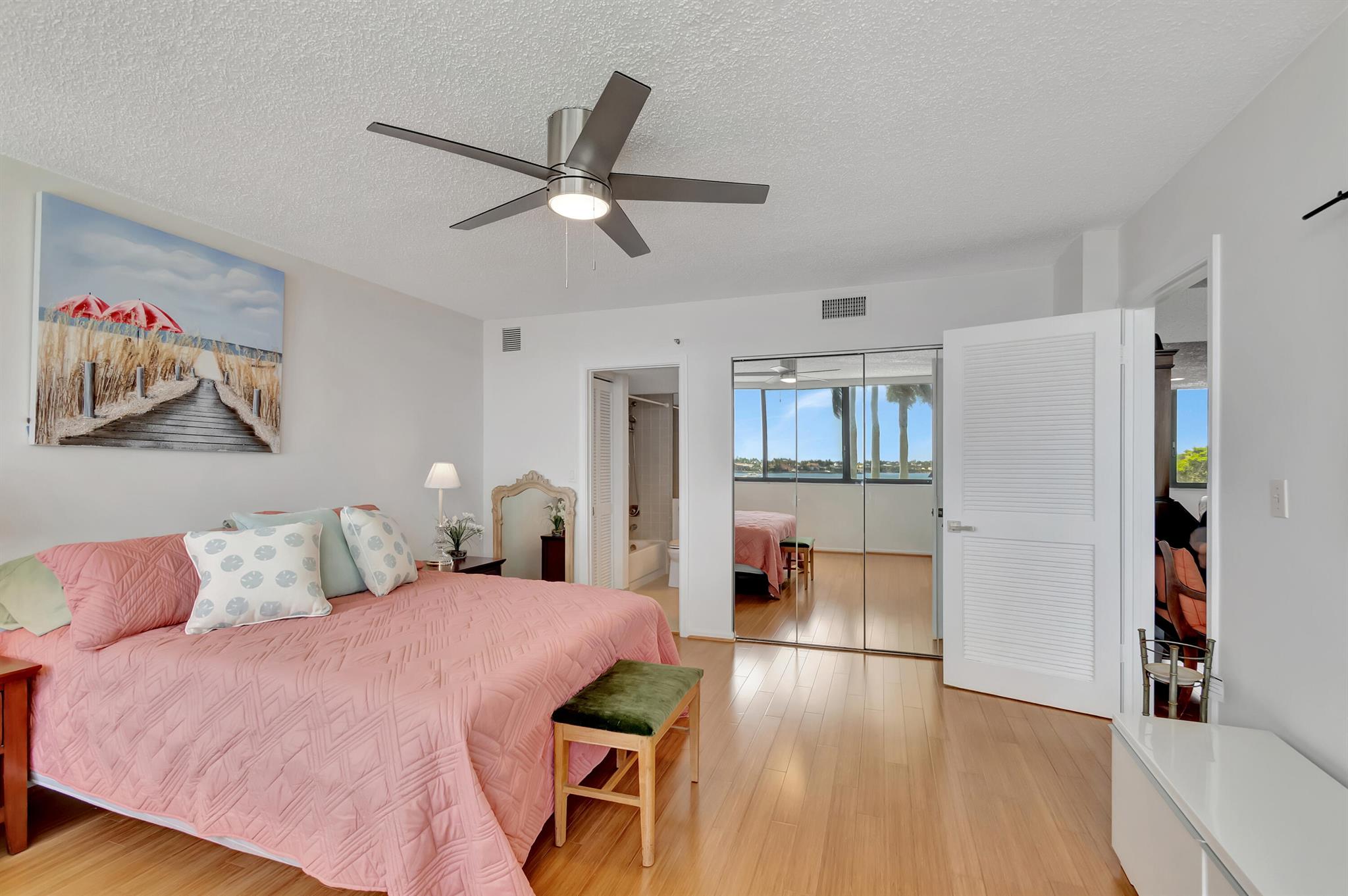 LAKESHORE COLONY - Residential