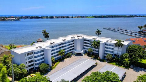 8200 Lakeshore Drive 506 Hypoluxo FL 33462
