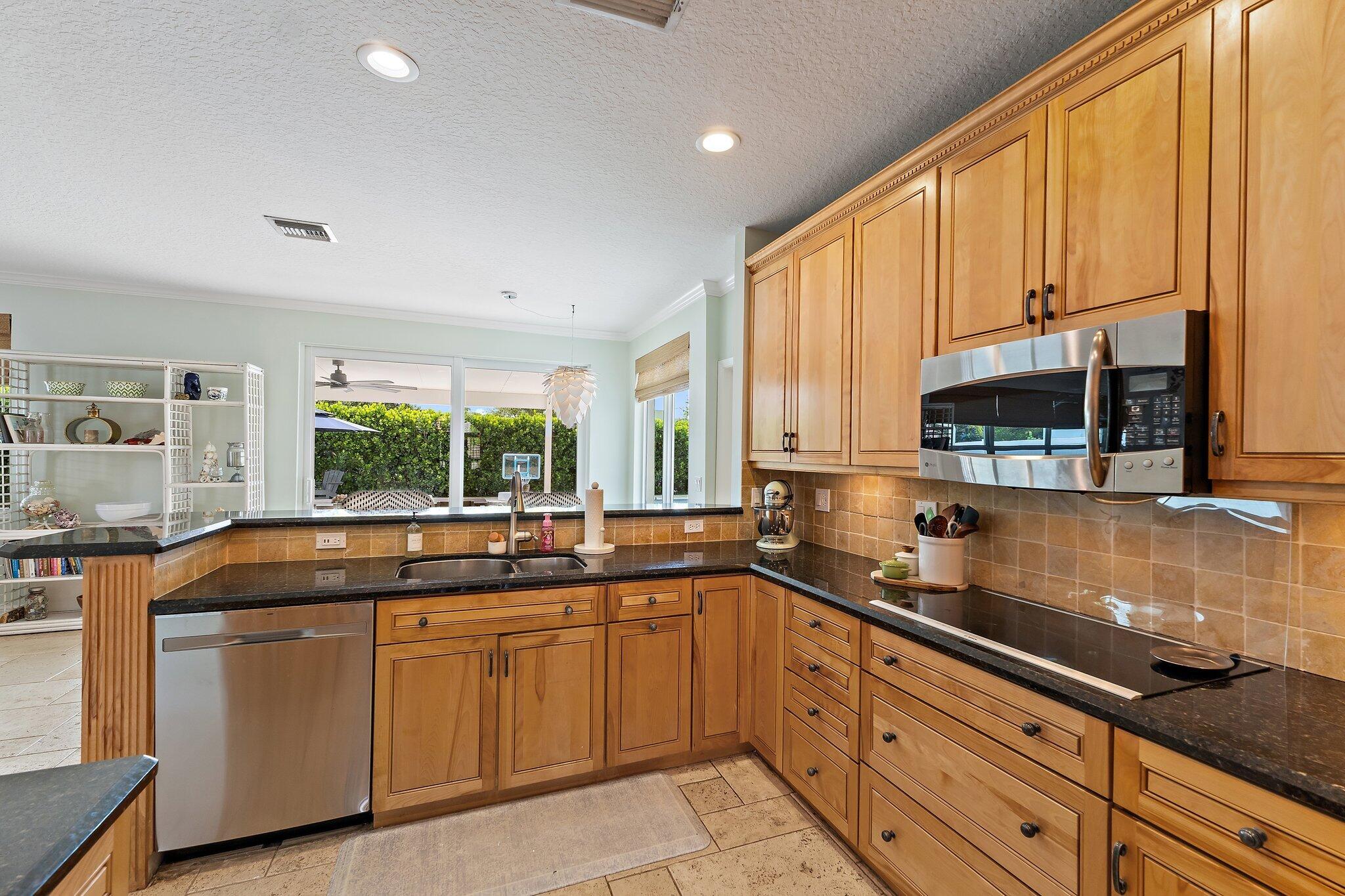 SIENA OAKS - Residential