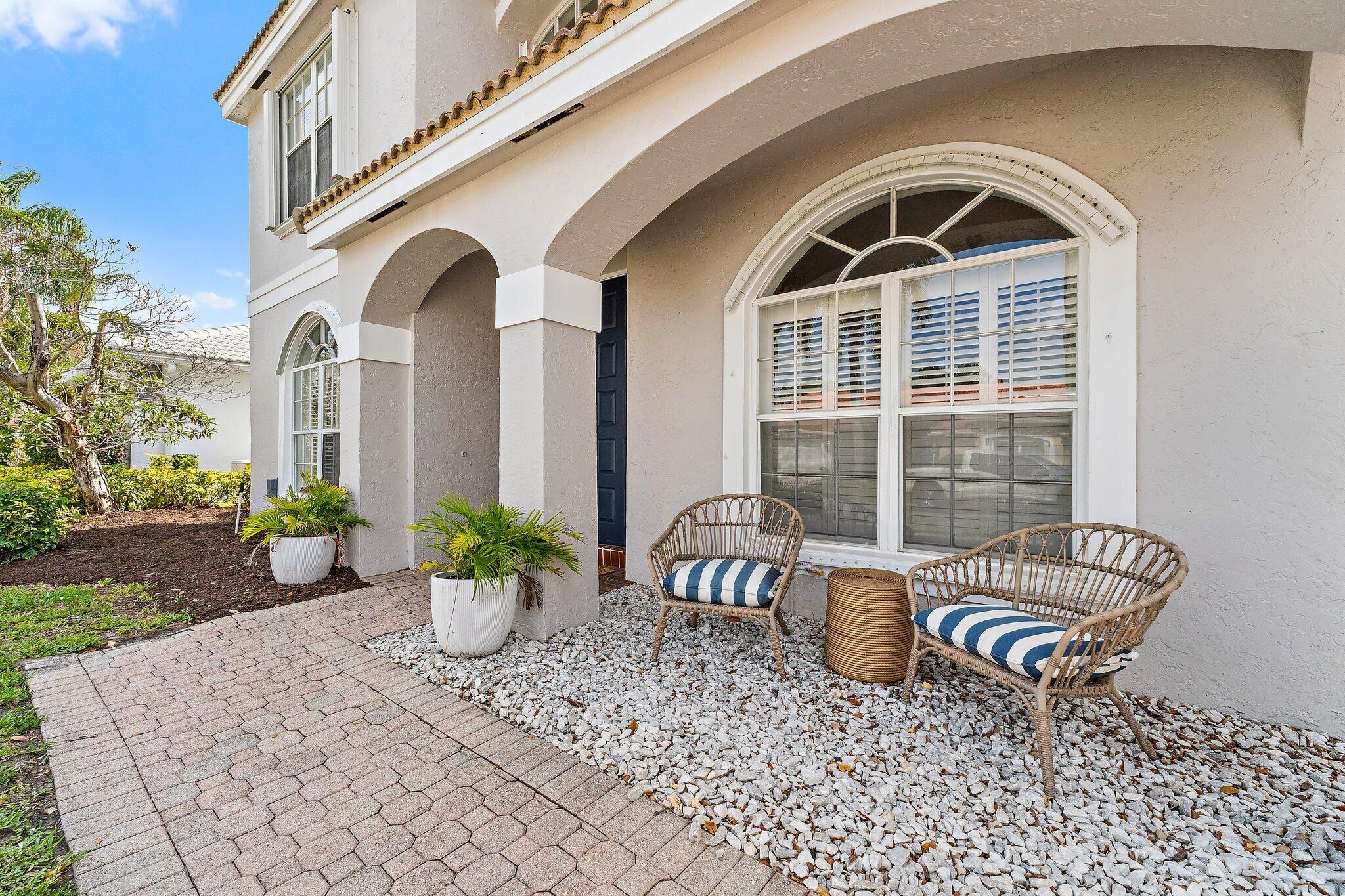 10295 Allamanda Boulevard