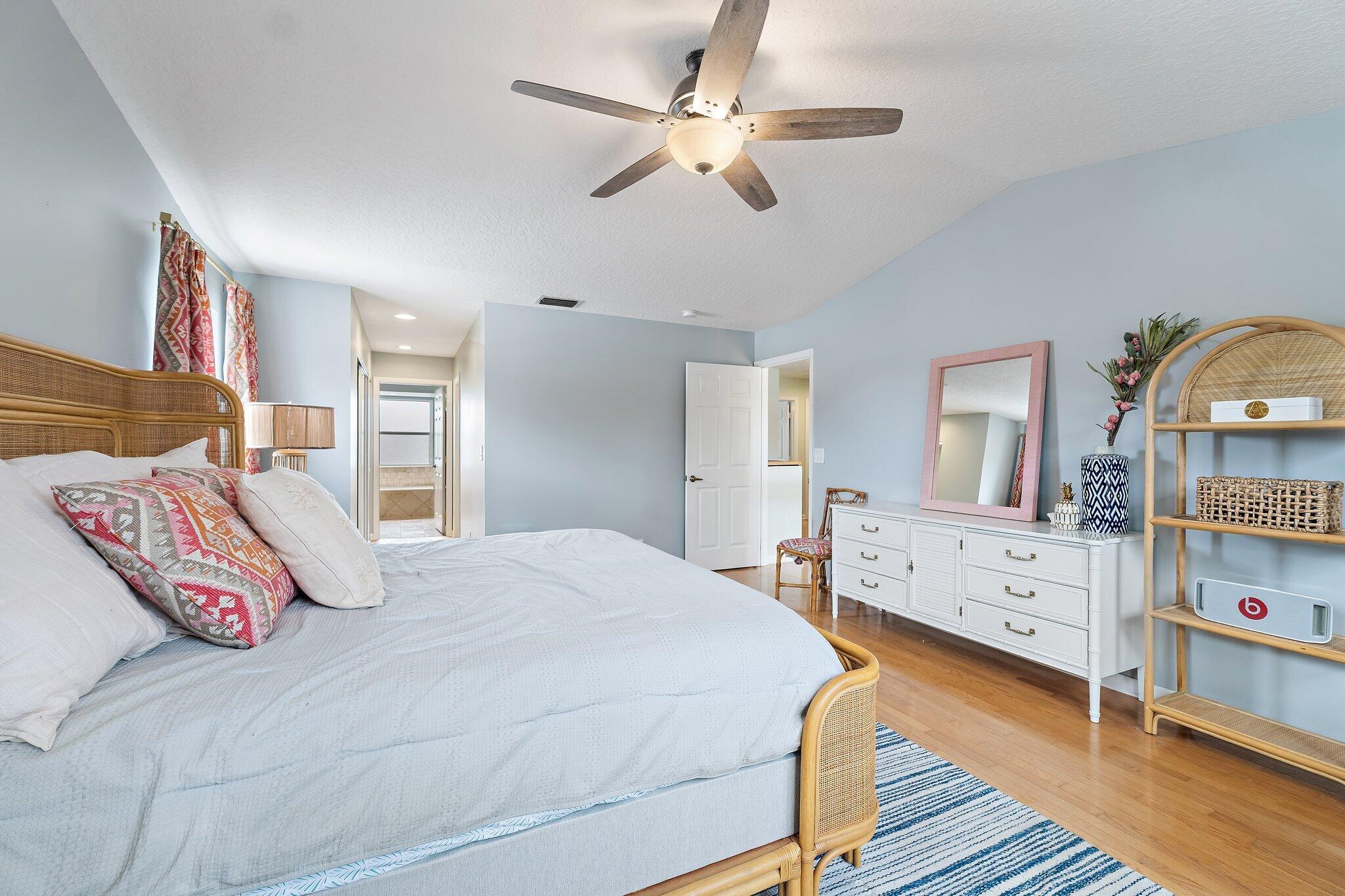 SIENA OAKS - Residential