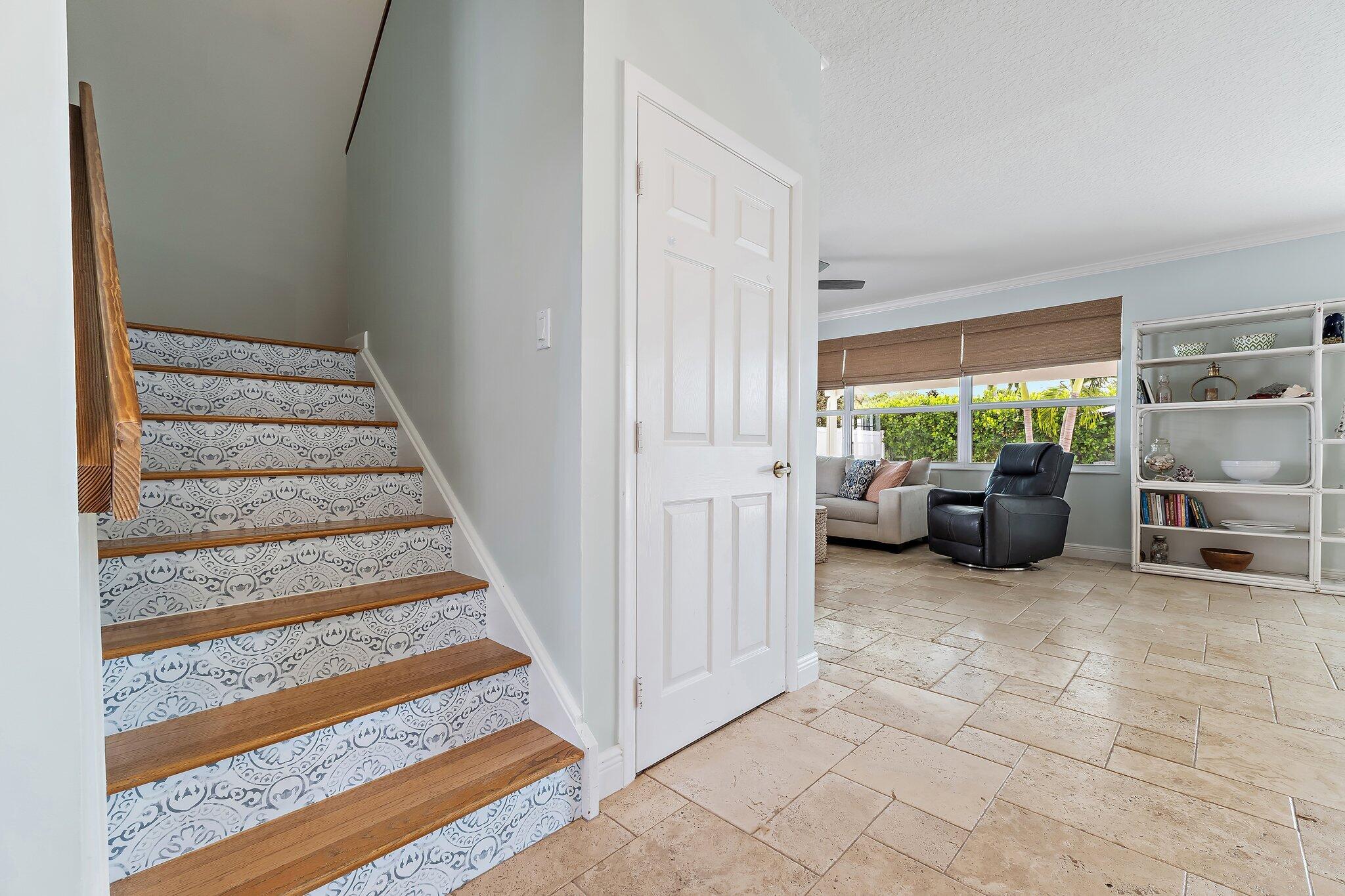 SIENA OAKS - Residential