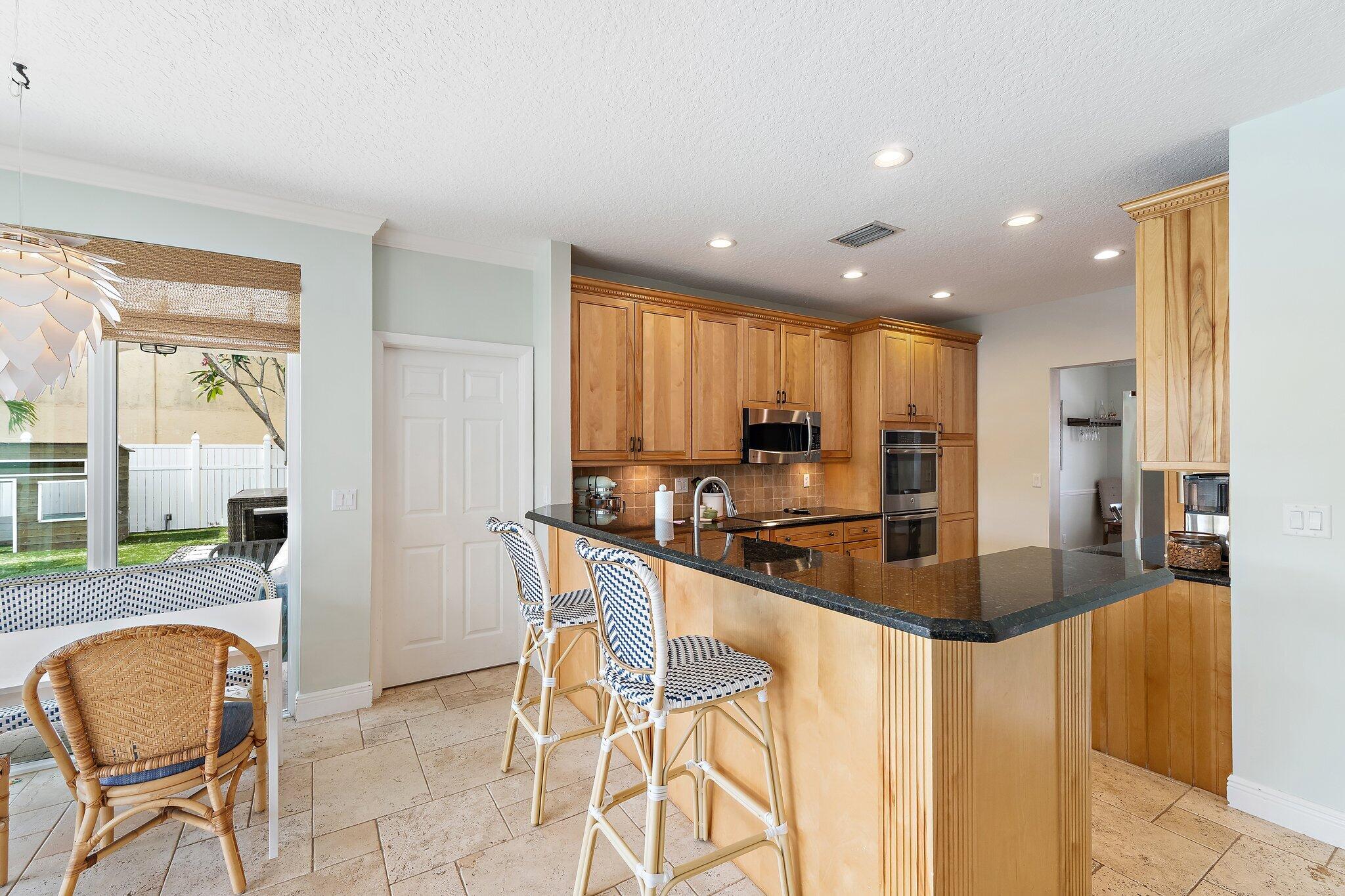 SIENA OAKS - Residential