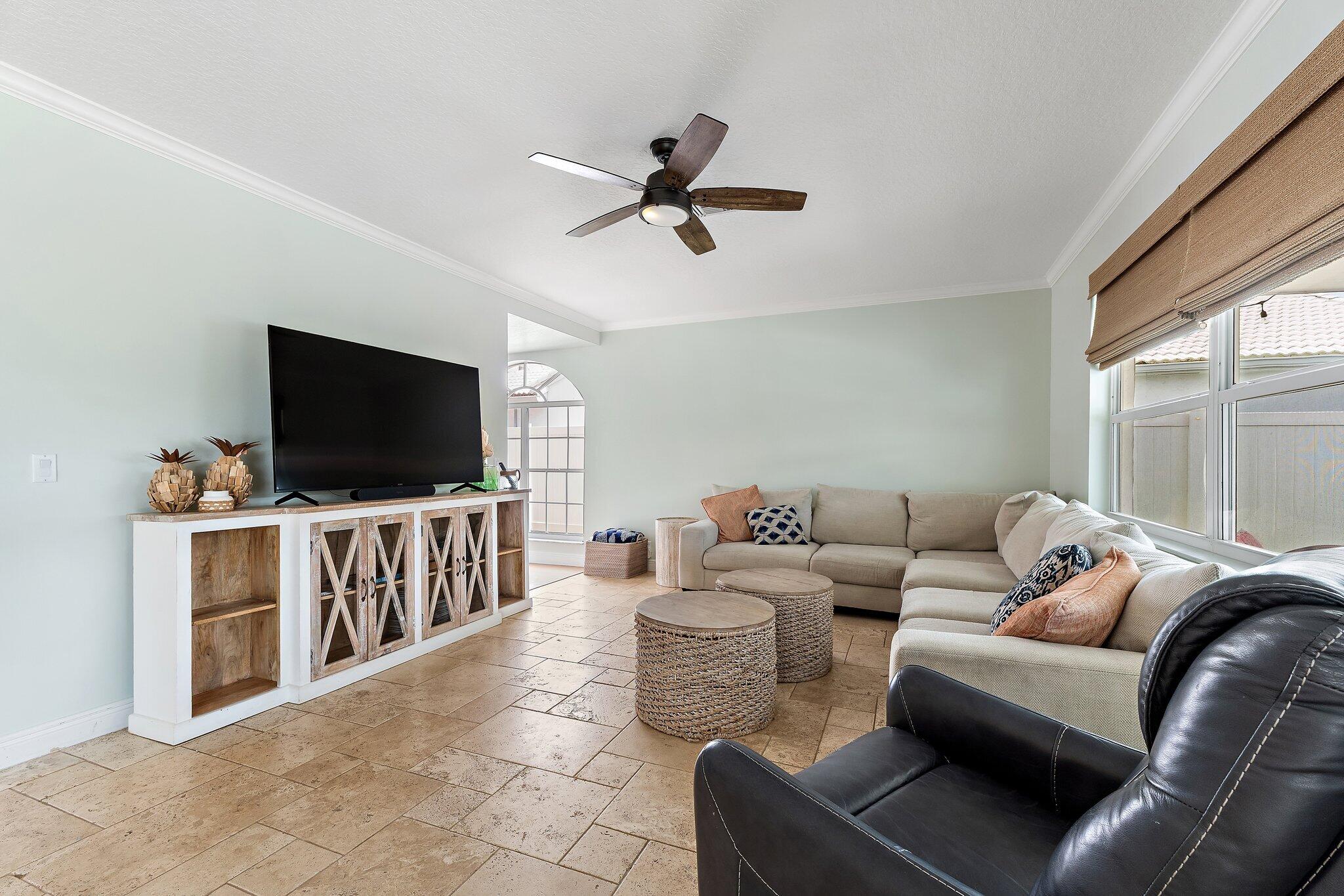 SIENA OAKS - Residential