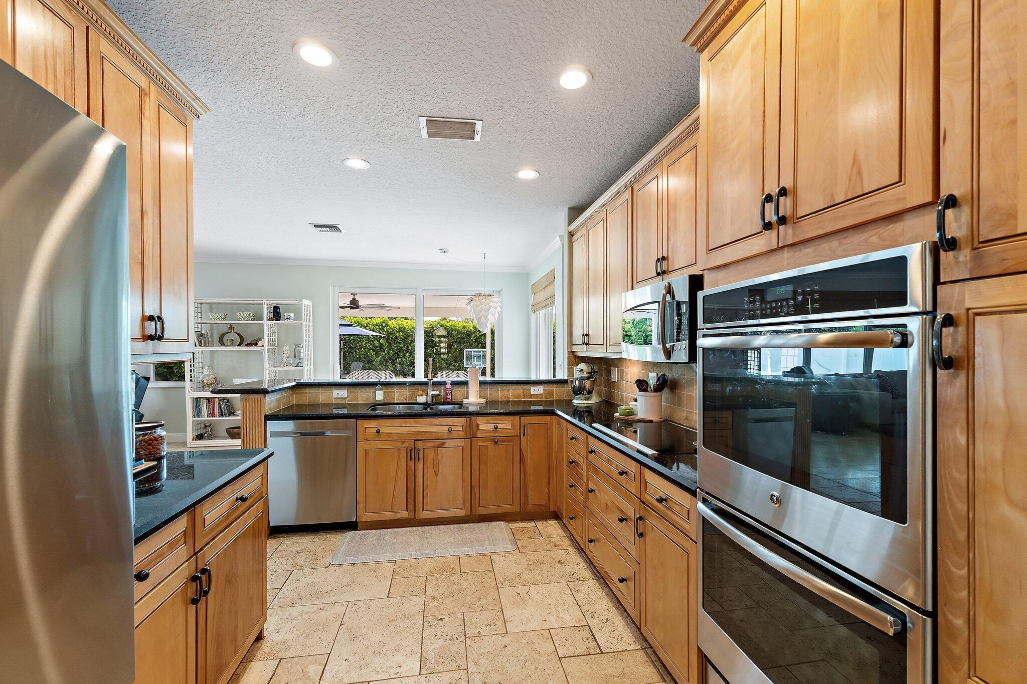 SIENA OAKS - Residential
