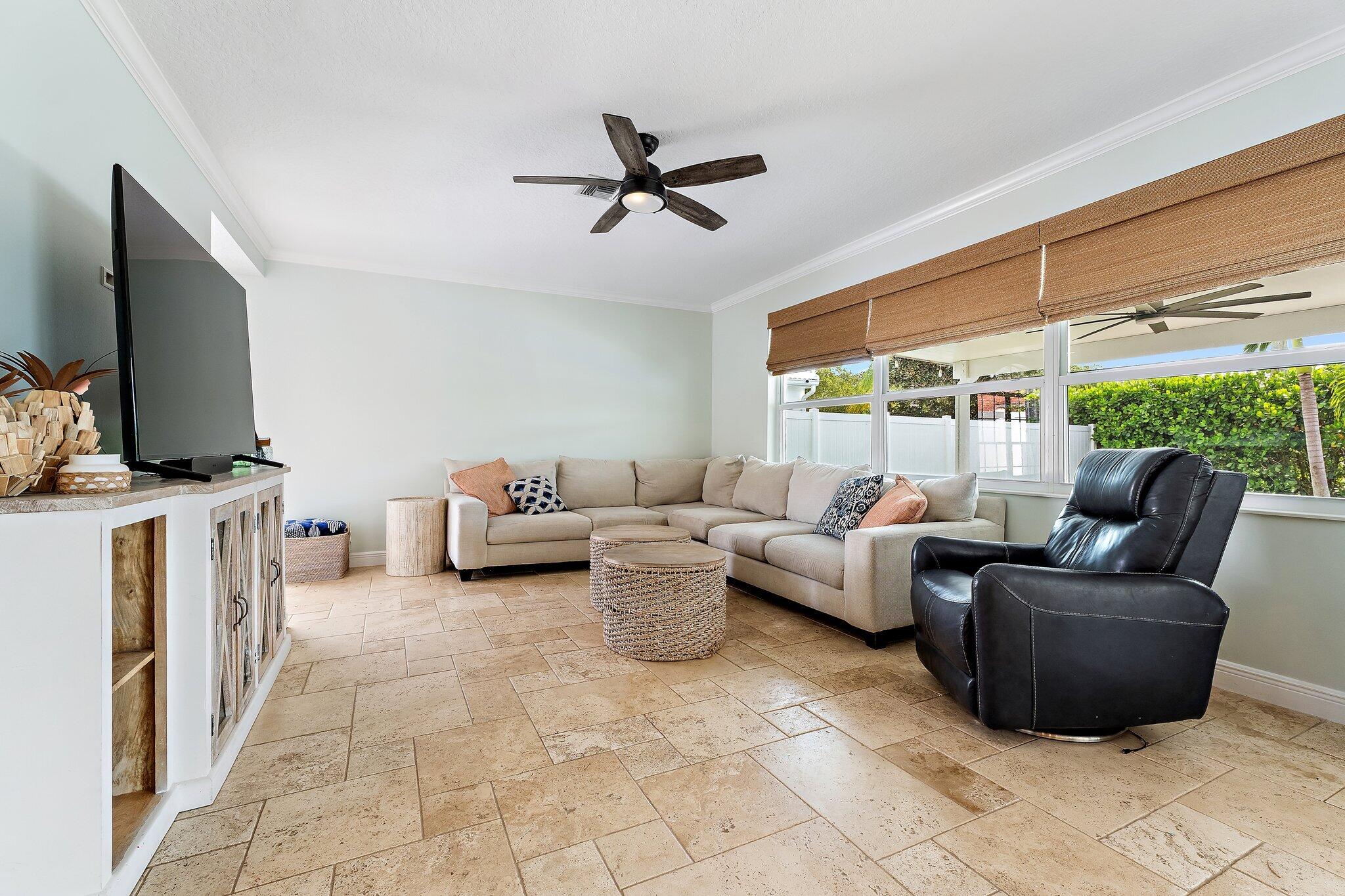 SIENA OAKS - Residential