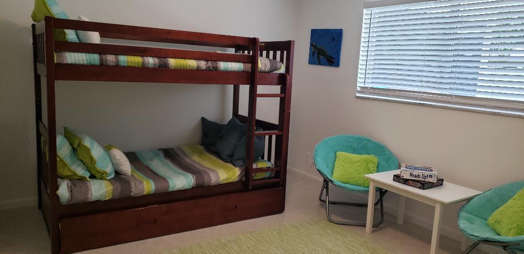 PALM BEACH ISLES 2 - Residential Lease