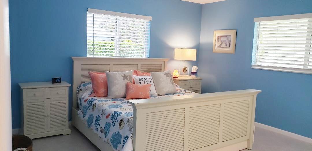 PALM BEACH ISLES 2 - Residential Lease