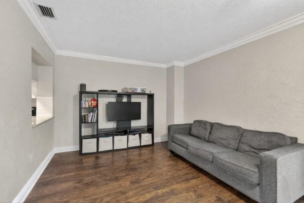 WESTWOOD COMMUNITY 3 - Residential